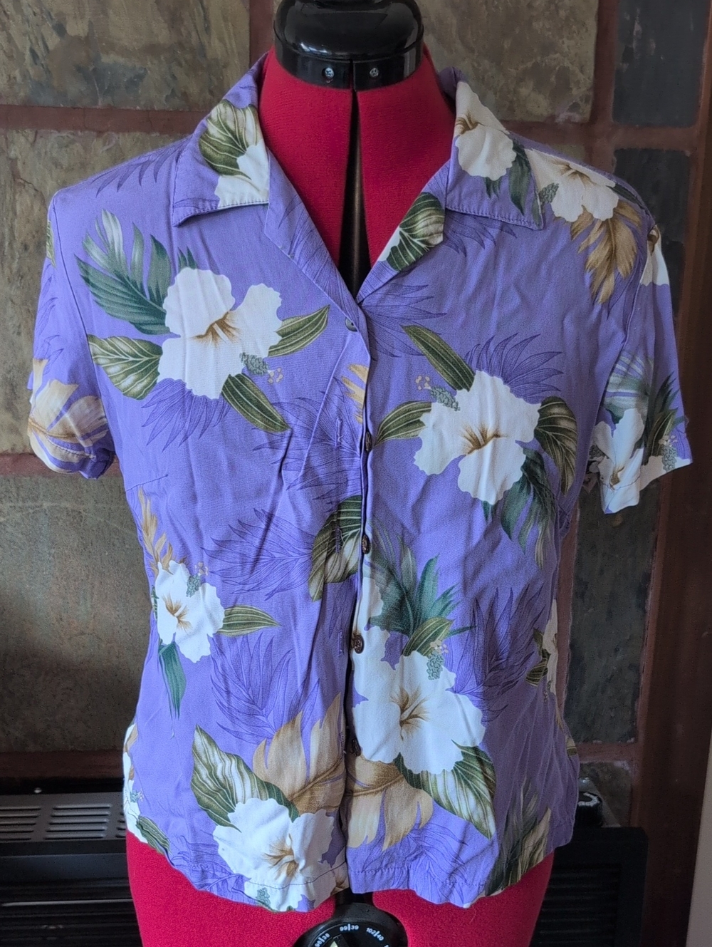 Lavender Floral Button-Down Camp Shirt - Unbranded